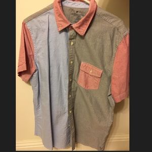 American Eagle short sleeve Button down shirt.